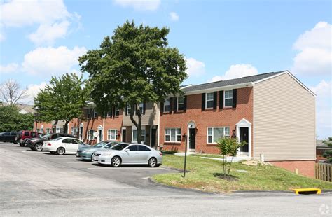 SOLD AUG 21, 2023. . The townhomes at diamond ridge